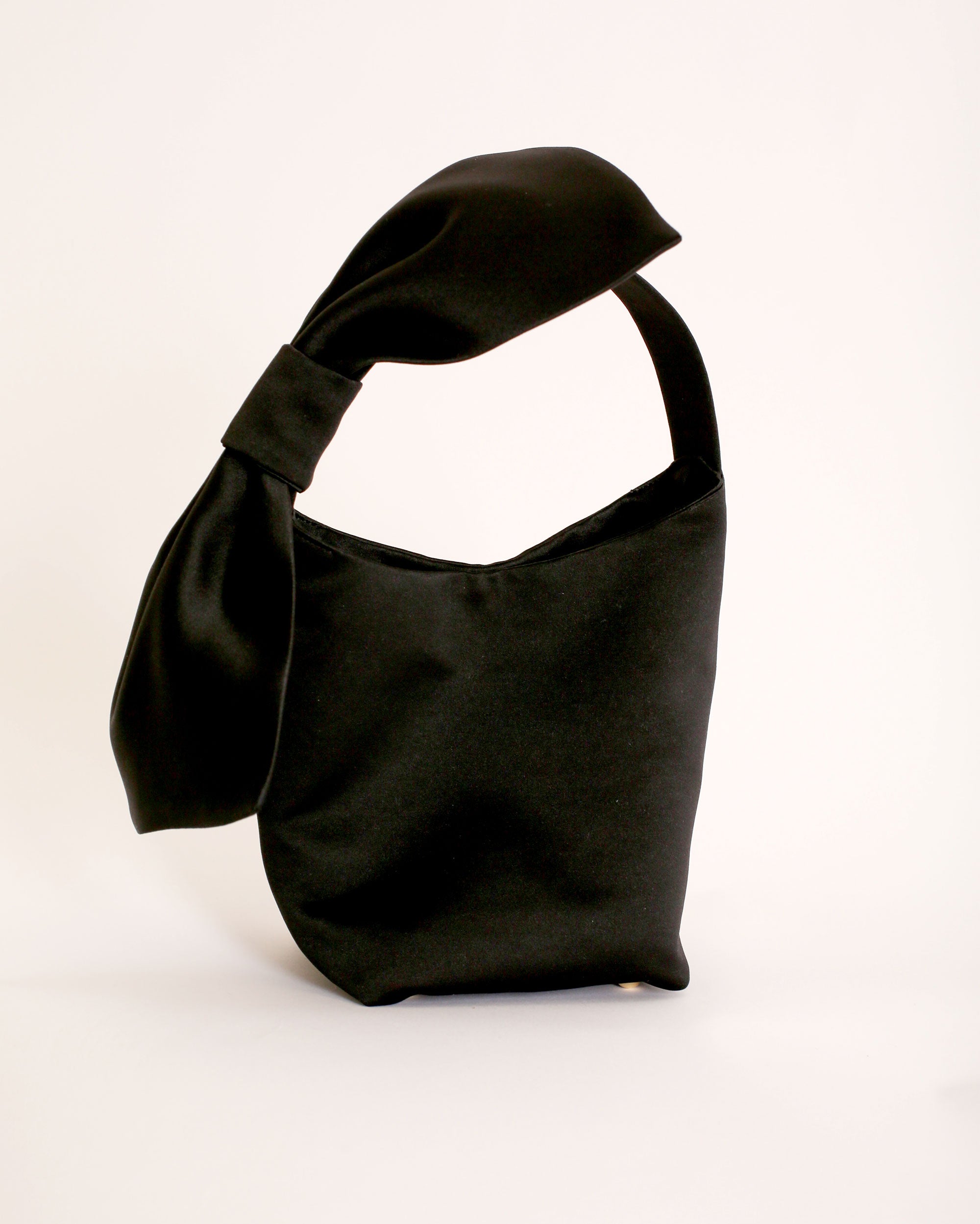 The Bow Handbag