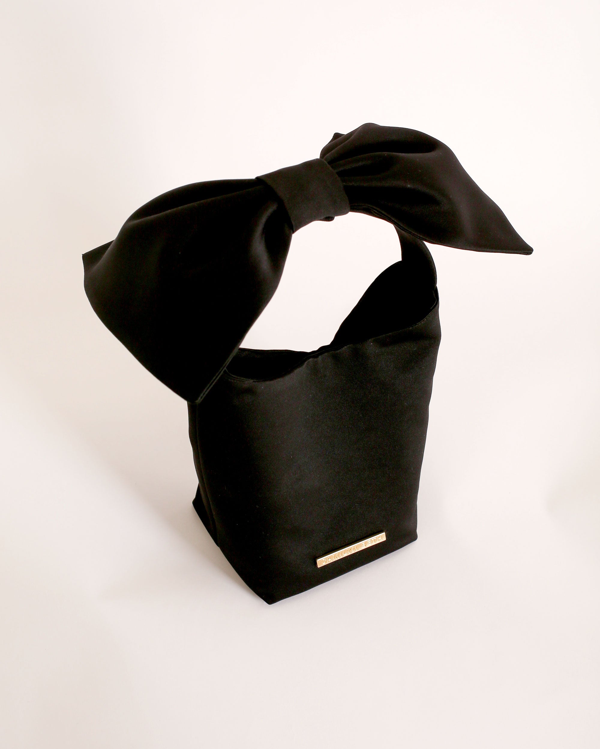 The Bow Handbag