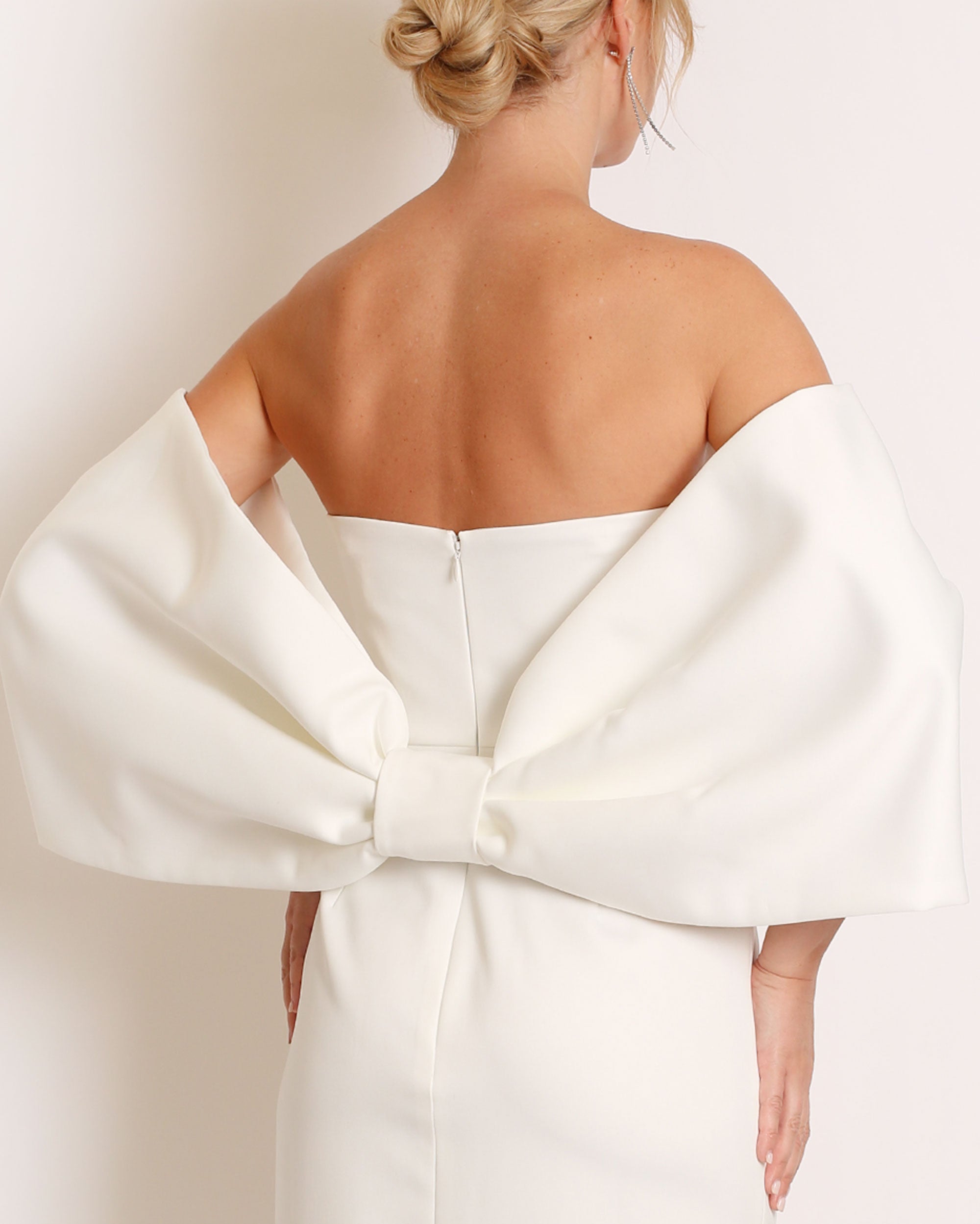 Bow Wrap in Satin