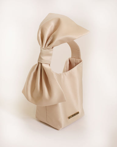 The Bow Handbag