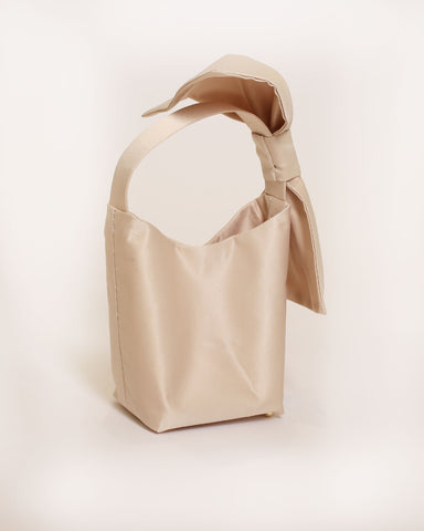 The Bow Handbag
