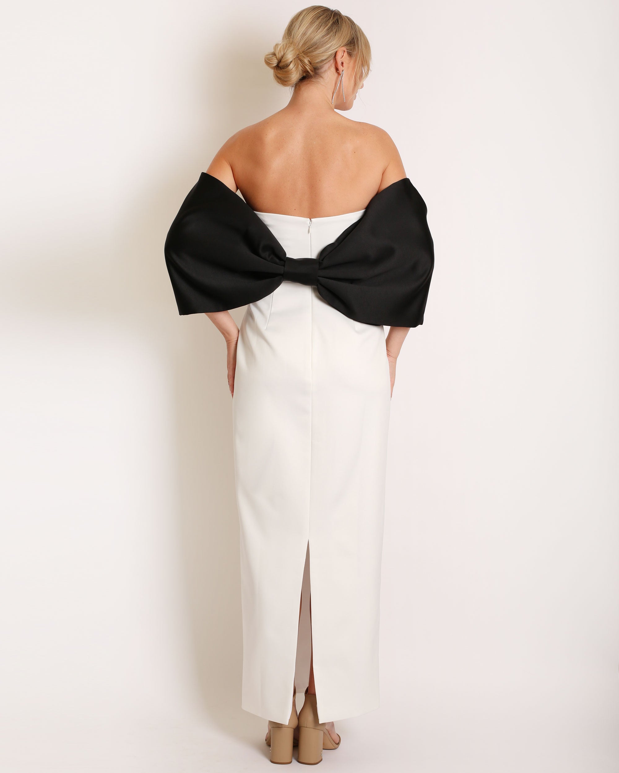 Bow Wrap in Satin