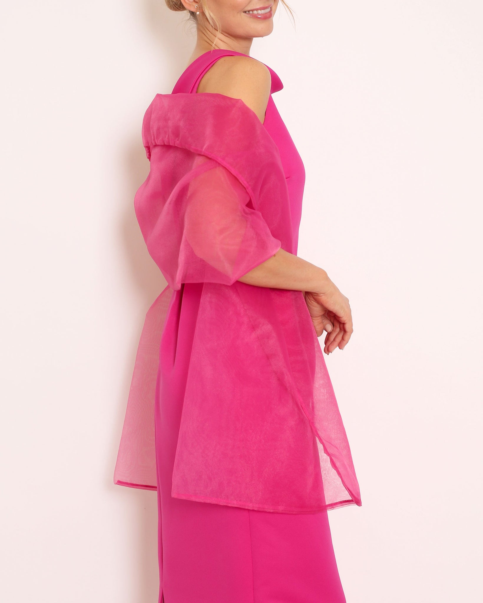 The Shawl in Organza – Camilyn Beth The Shawl in Organza – Camilyn Beth