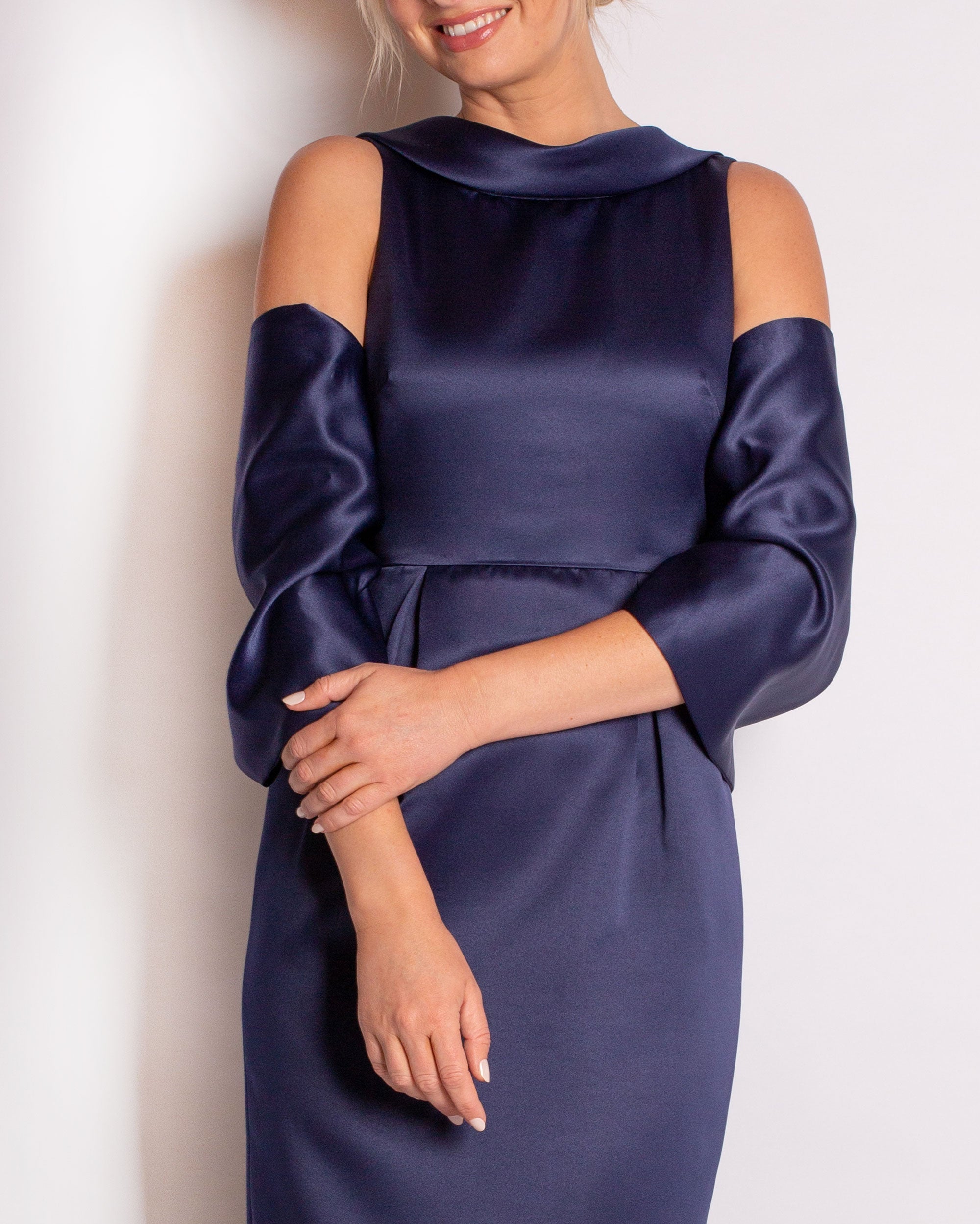 Bow Wrap in Satin