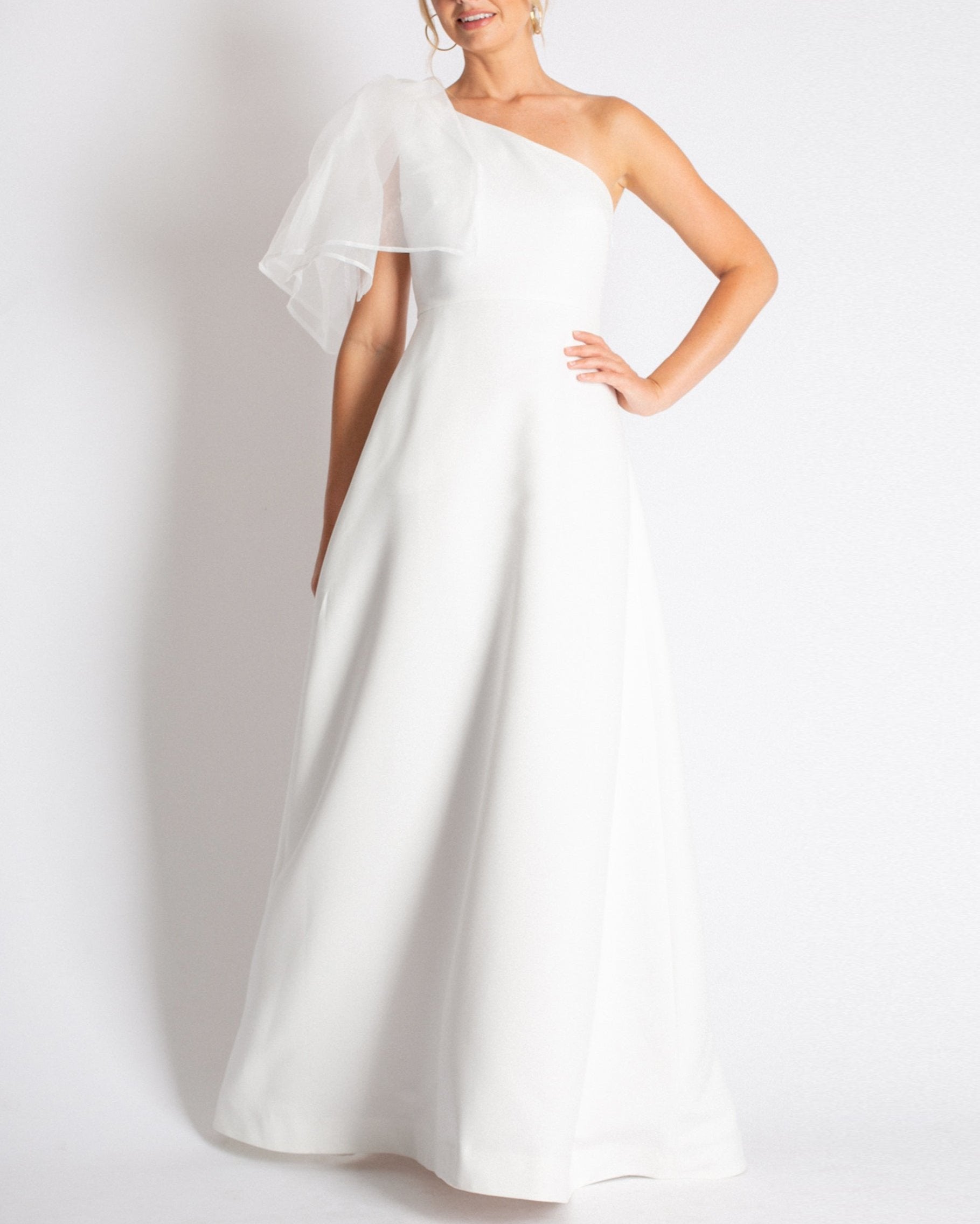 The Vivienne Gown – Camilyn Beth